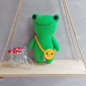 Frog with duck bag Pdf pattern and tutorial, plush frog sewing tutorial, stuffed animal pattern, easy pattern, plushie pattern