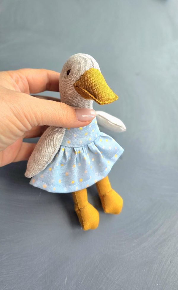 Goose pattern and tutorial, geese with clothes pattern, eco toy sewing pattern, stuffed animal pattern, easy pattern - Image 5