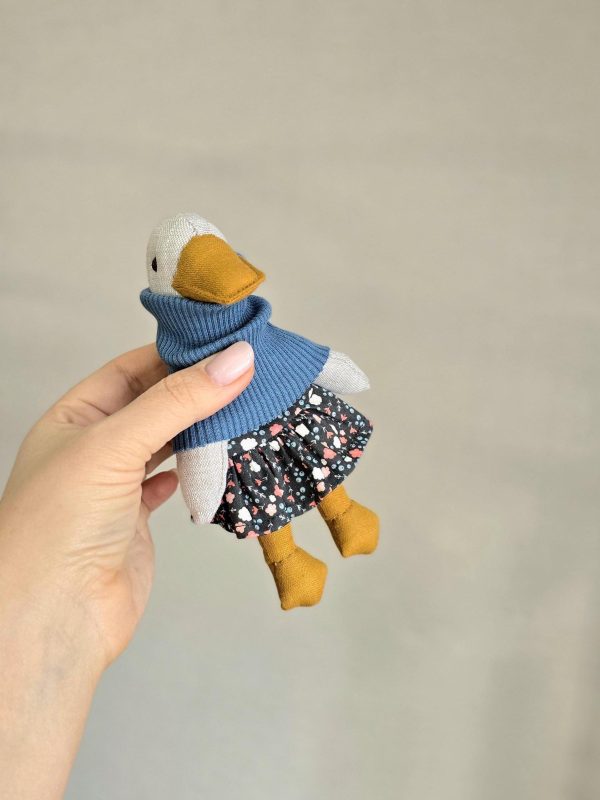 Goose pattern and tutorial, geese with clothes pattern, eco toy sewing pattern, stuffed animal pattern, easy pattern - Image 3