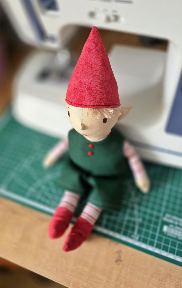 Christmas Elf pattern and tutorial, 12" Elf pattern, toy sewing pattern, stuffed doll pattern, easy pattern - Image 5